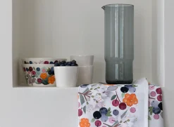 Pentik Keittiötekstiilit^Metsämarja Patakinnas Multi